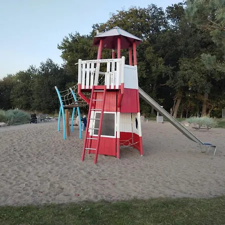 Zimmer-vermietung An Der Ostsee, Neben Der Median-klinik Wißmar